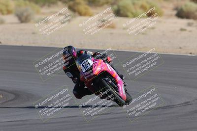 media/Oct-08-2022-SoCal Trackdays (Sat) [[1fc3beec89]]/Turn 10 (945am)/